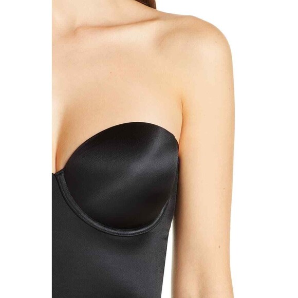 NWOT Spanx 10205R Under Wire Bodysuit with snaps Black Size L (E-10) - Picture 4 of 11